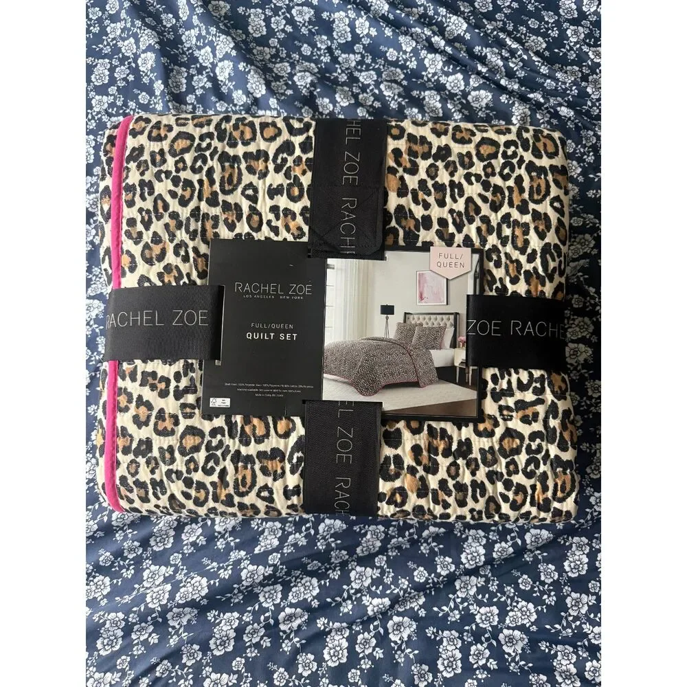 Rachel Zoe Full/Queen Leopard Print Quilt Set Pink Trim Animal Print Bedding
